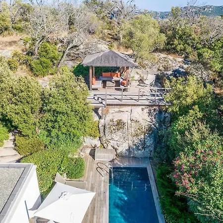 Incroyable 5 Etoiles Proximite Calarossa Πόρτο Βέκιο
